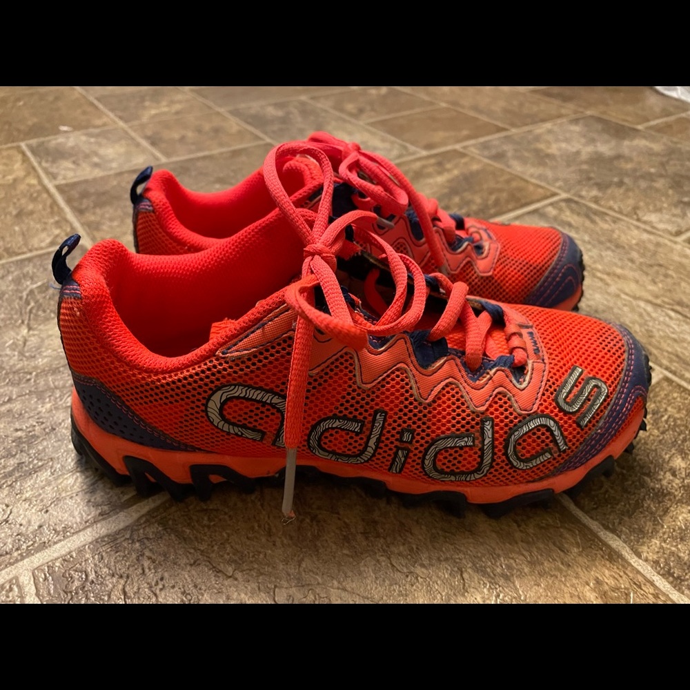 Adidas size 4